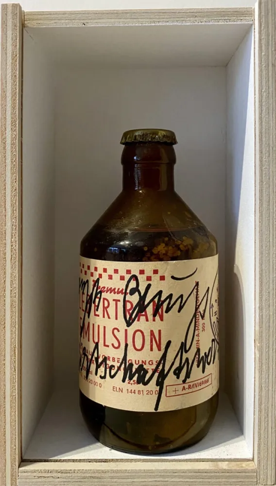 Geen Techniek Beuys - 1 Wirtschaftswerte / Lebertran emulsion