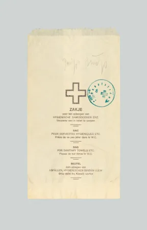 Geen Techniek Beuys - DDR Tüten