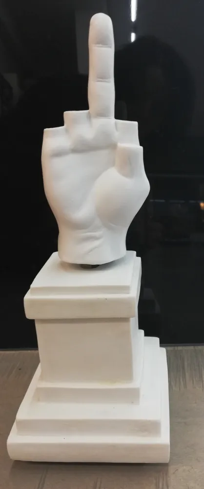 Geen Techniek Cattelan - L.O.V.E. Carillon