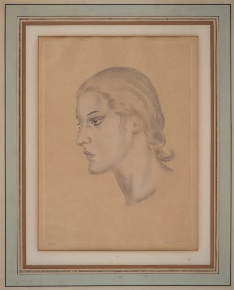 Ets Foujita - Femme de profil