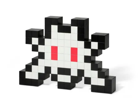 Geen Techniek Invader - 3D Little Big Space vinyl sculpture from Christie's
