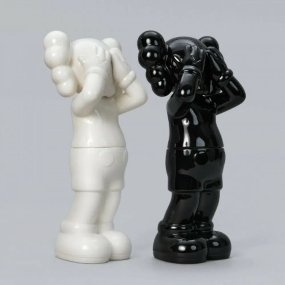 Keramiek Kaws - Holiday UK (set of two)