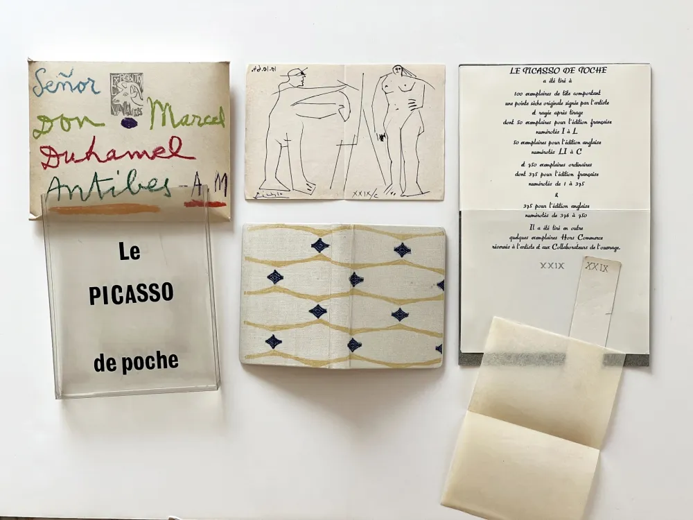 Geïllustreerd Boek Picasso - LE PICASSO DE POCHE. 1 des 100 avec la pointe-sèche signée.