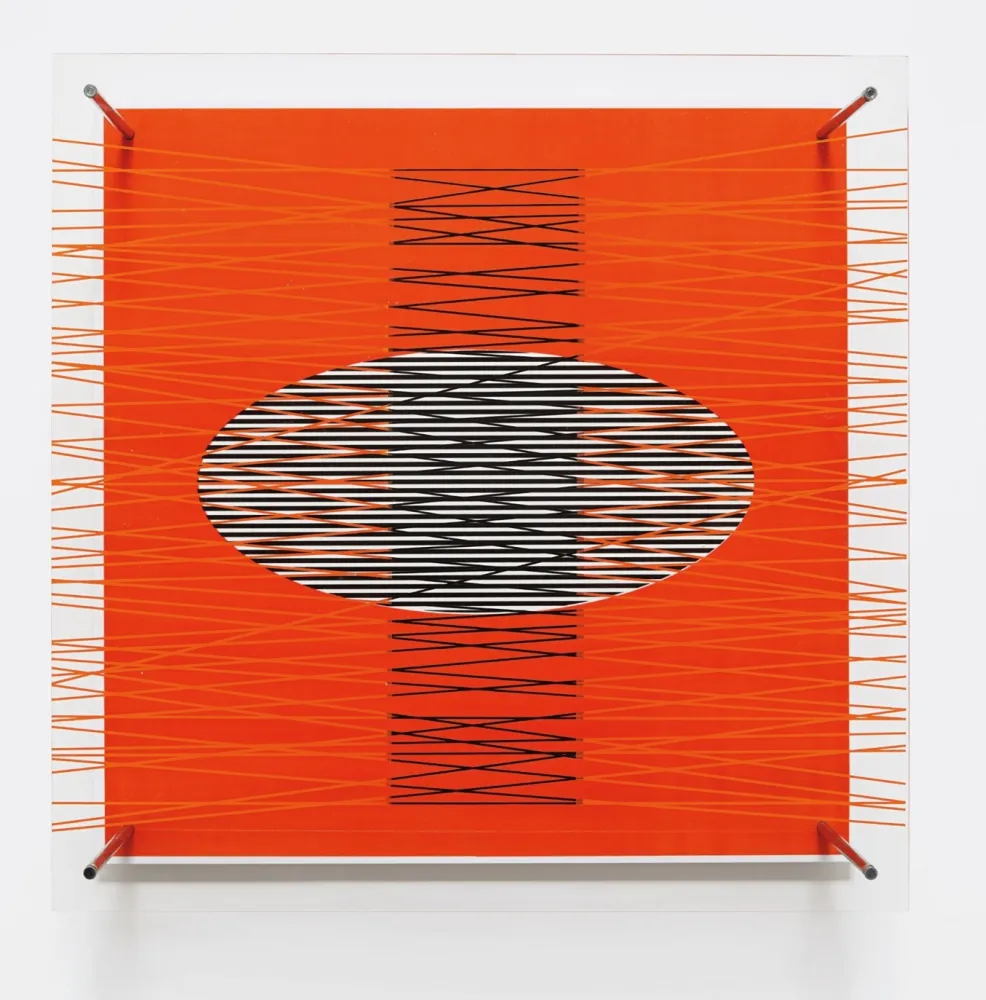 Multiple Soto - Óvalo en el rojo