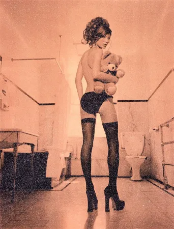 Zeefdruk Young - Kate Moss, 2021